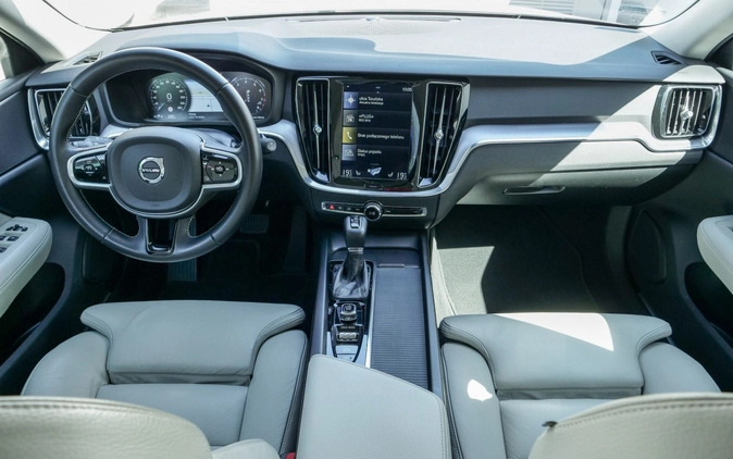Volvo V60 cena 134900 przebieg: 87389, rok produkcji 2019 z Wronki małe 497